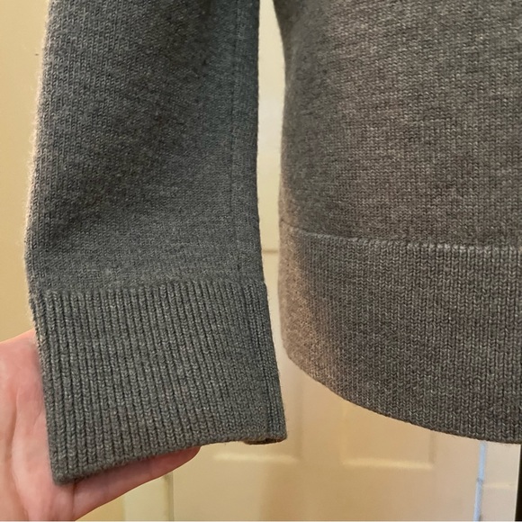 Aritzia Babaton Merino Boxy Wool Sweater - Picture 6 of 8